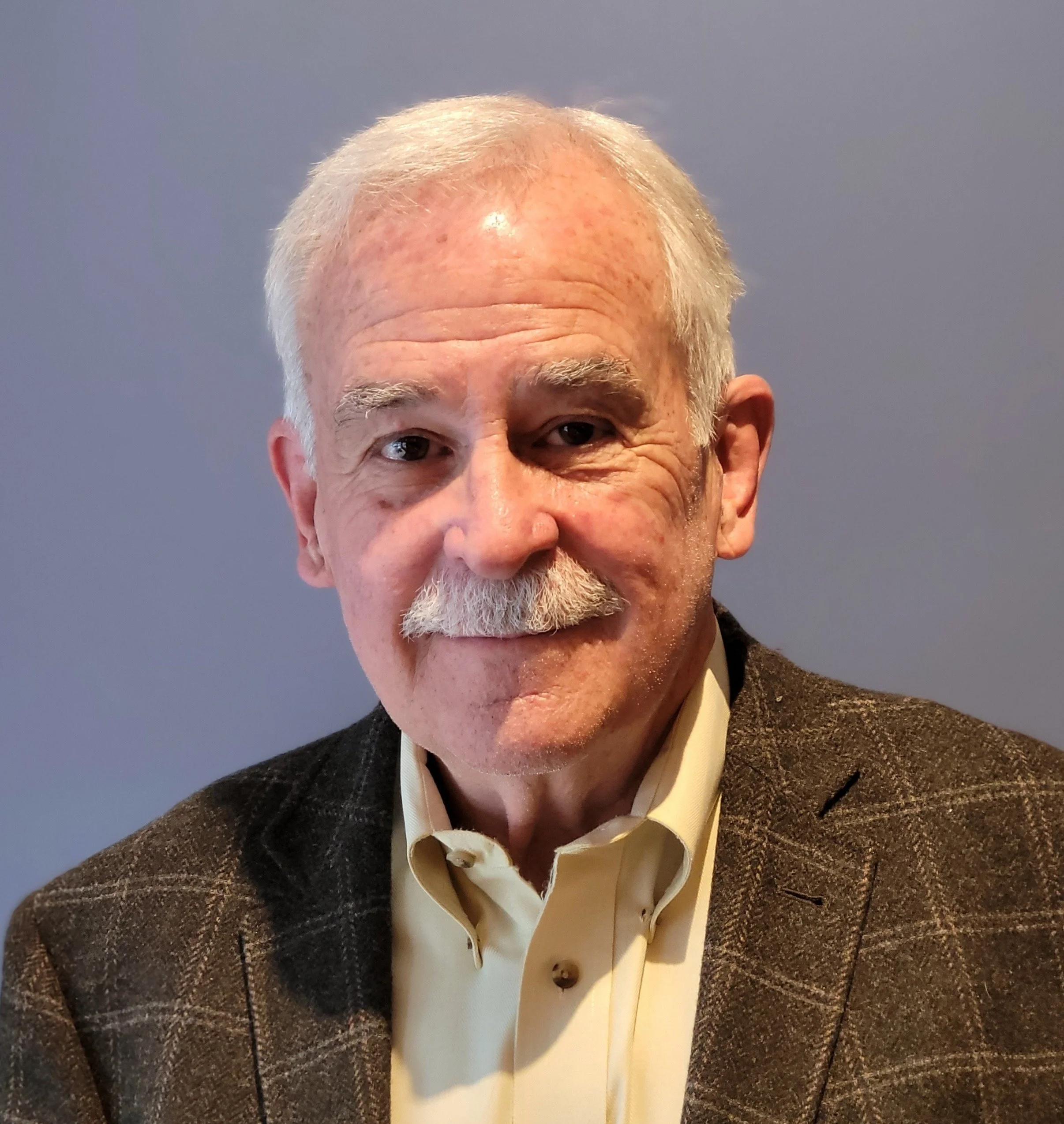 Tom Schwing headshot